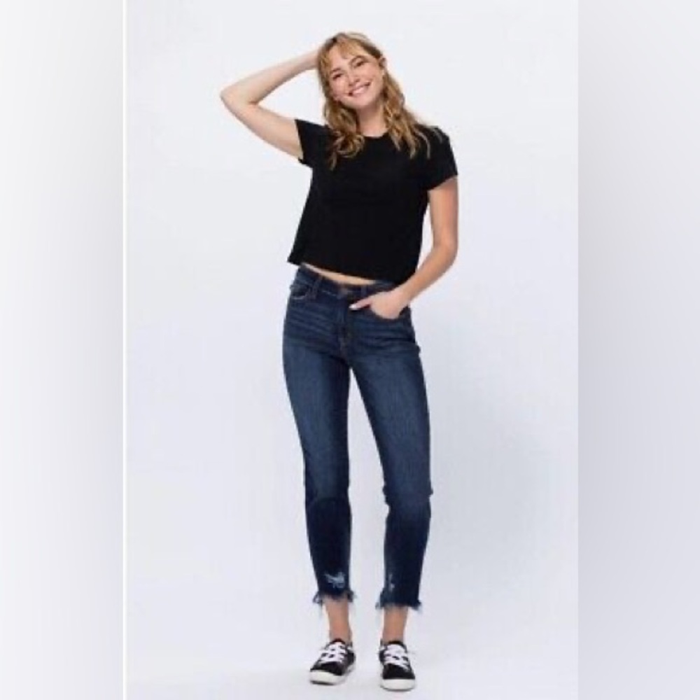 Judy Blue Slim Fit Mid Rise Dark Wash Destroyed Shark Bite Hem Jean Size 15/32